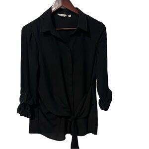 COPY - Reitmans black long sleeve top size medium